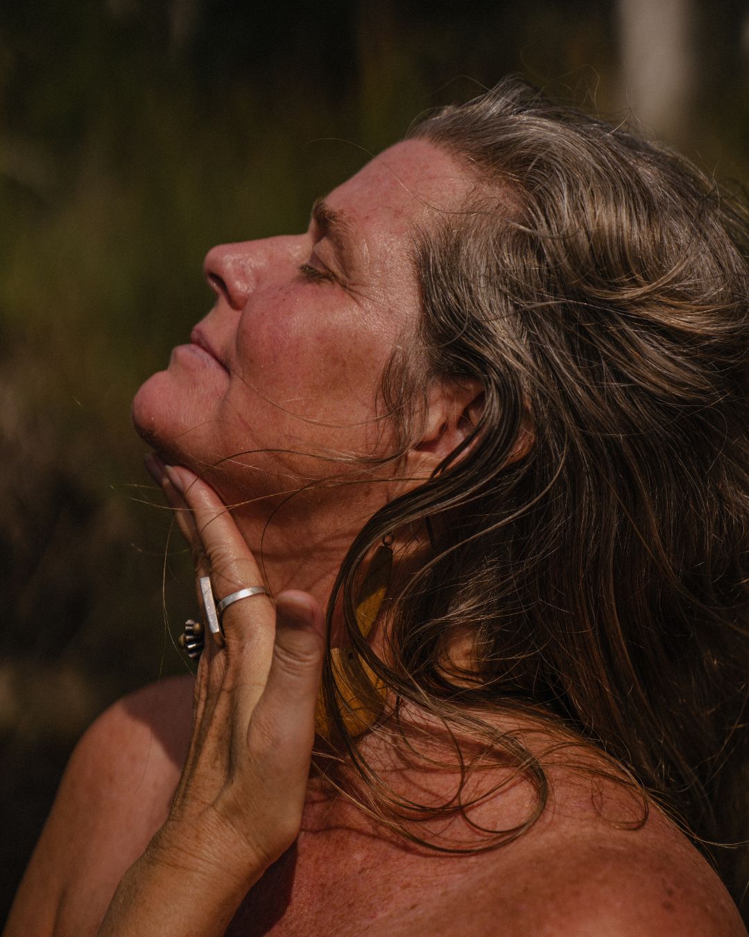 How to Remove Age Spots Naturally on Mature Skin, What Really Works - reluminate beauty