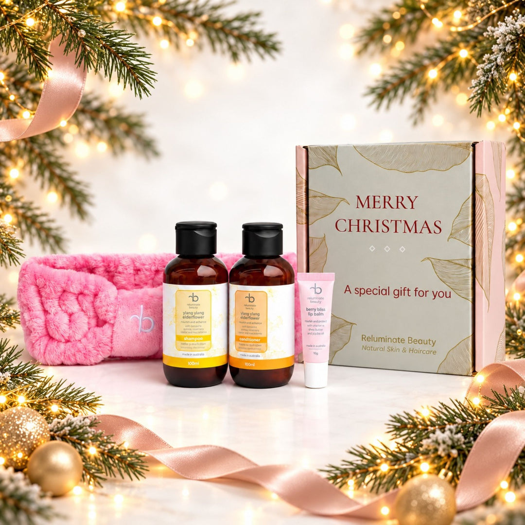 Merry & Bright Christmas Hair & Lip Care Gift Set Gift Pack for mature skin