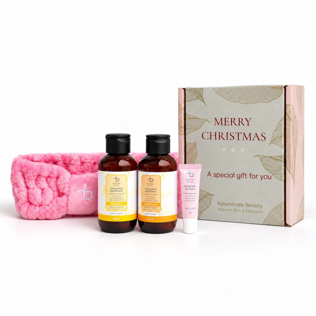 Merry & Bright Christmas Hair & Lip Care Gift Set Gift Pack for mature skin