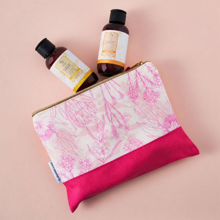 Gentle Hydrating Hair Travel Essentials Bundle Bundle for mature skin
